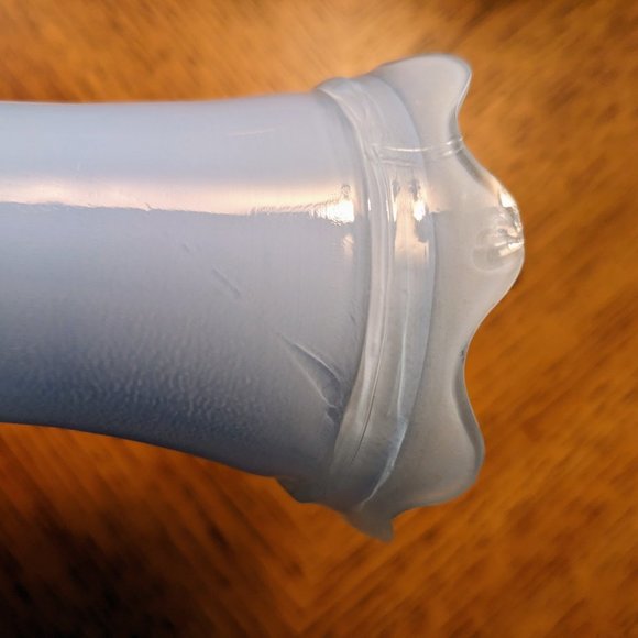 Rare VTG Pair Of Blue Glass Vases, Crinoline Lady Style Pattern, Reverse Painted - Picture 8 of 9